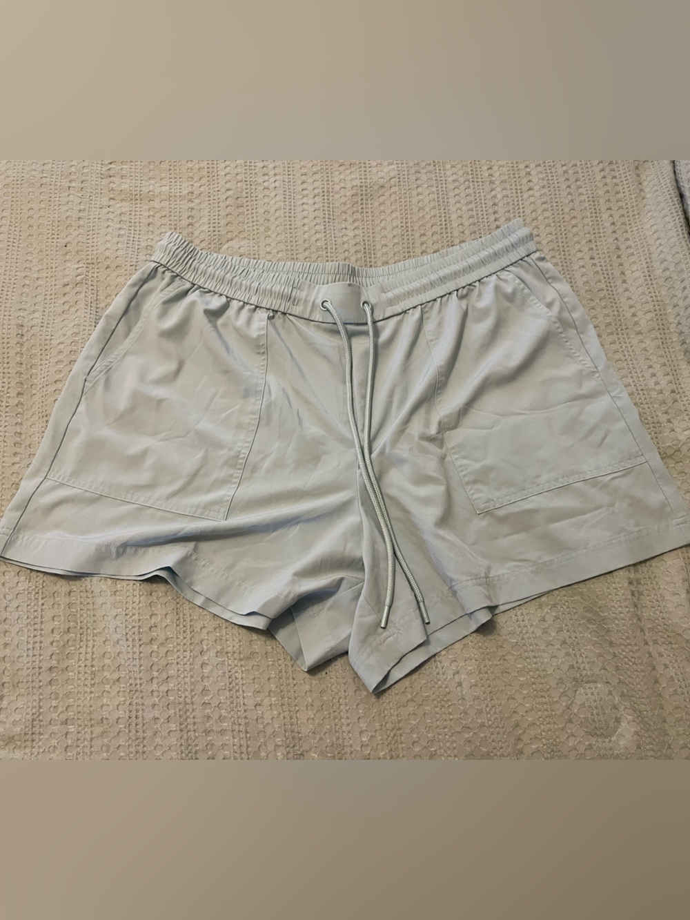 Lou & Grey Light Gray Elastic Waist Drawstring Shorts silky lightweight size XL